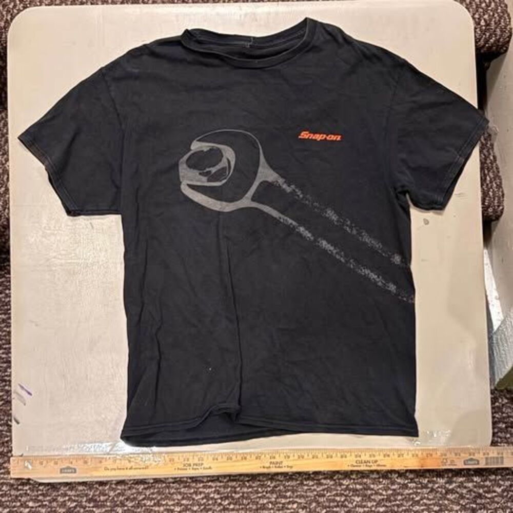 Snap-on Graphic T-shirt